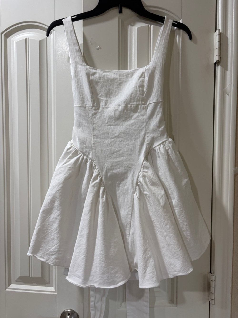 Windsor White Backless Sleeveless Gathered Skirt Dress